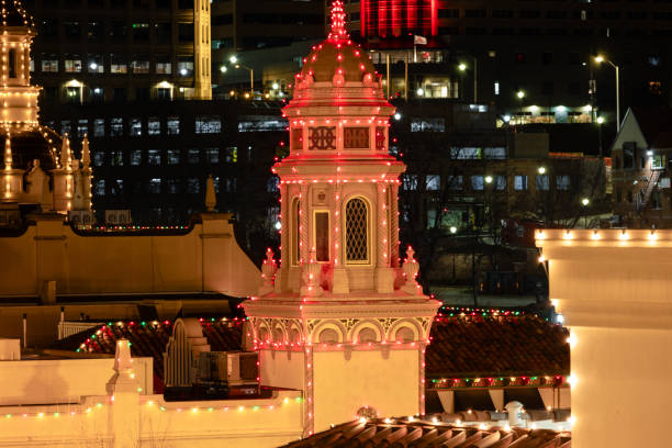 istock Plaza Christmas Lights 6 1847266553