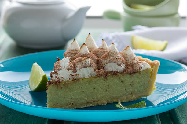 istock Key lime tart with mascarpone. 184732174