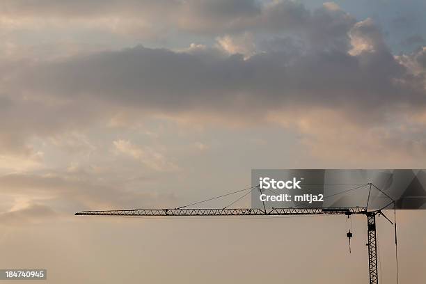 Photo libre de droit de Crane banque d'images et plus d'images libres de droit de Activité - Activité, Bâtiment vu de l'extérieur, Béton