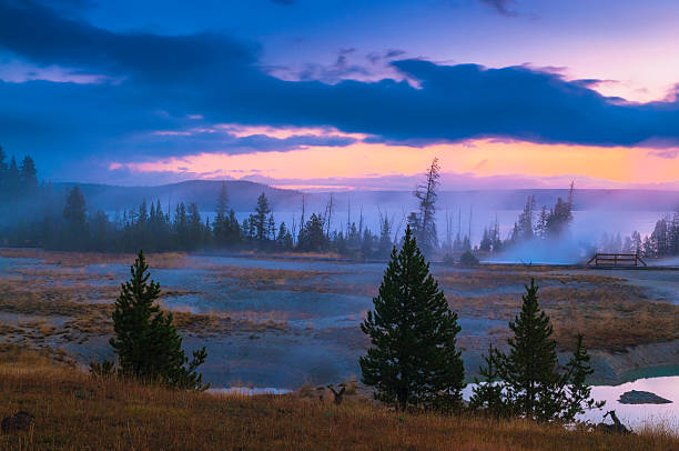istock Sunrise in West Thumb Geyser Basin - Yellowstone 184752524