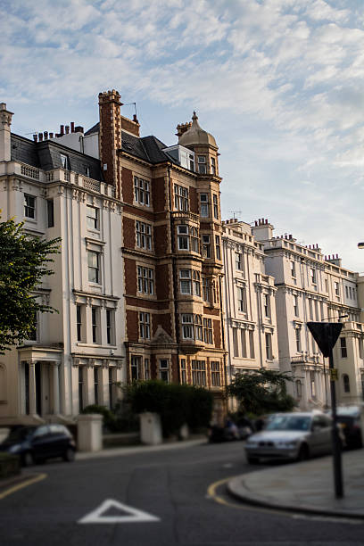 istock Notting Hill houses 184760020