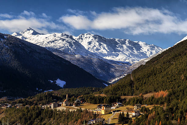 istock Bormio (Italy) - Panoramic view with first snow of season 184761163