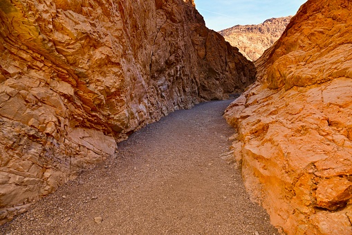 Mosaic Canyon Trail