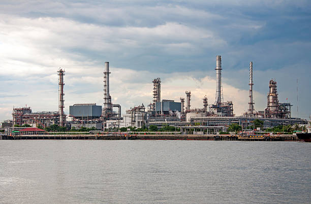 istock Oil refinery factory at river Thailand 184764273