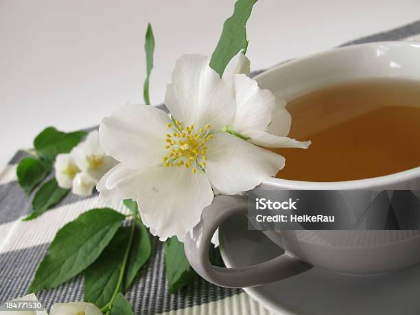 Foto de Chá Branco E Verão De Jasmim e mais fotos de stock de Chá branco - Chá branco, Flor, Aromaterapia