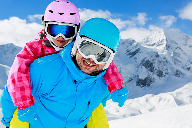 istock Family enjoying winter 184773302
