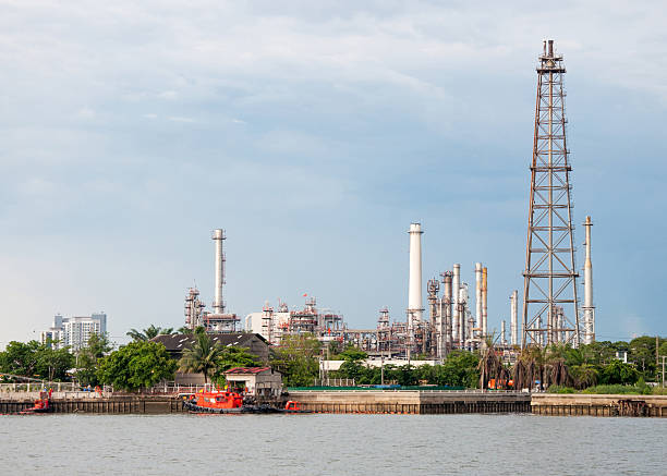 istock Oil refinery factory at river Thailand 184778772
