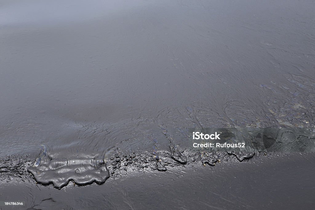 Nappe de pétrole brut était coté sur la plage - Photo de Cool libre de droits