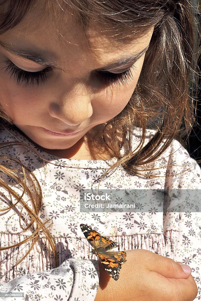 Kleines Mädchen mit Schmetterling - Lizenzfrei Kind Stock-Foto