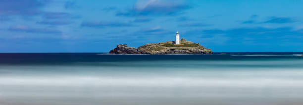 godrevy маяк - godrevy lighthouse фотографии стоковые фото и изображения