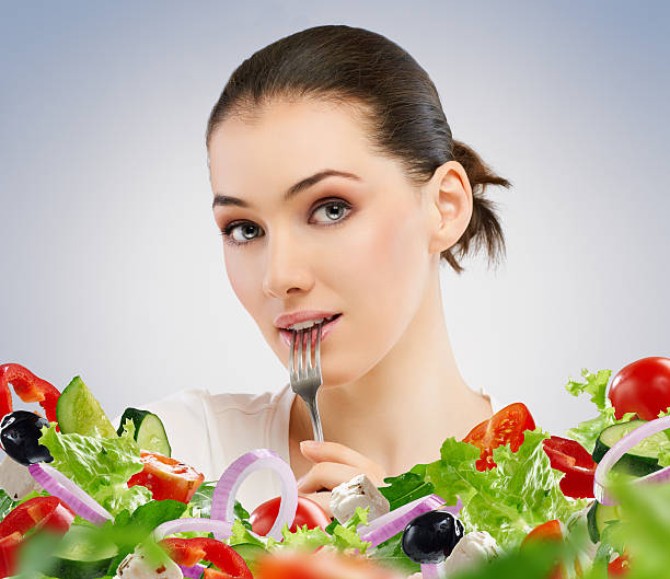 istock eating healthy food 184799719