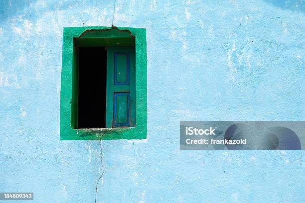 Foto de Velha Parede De Tijolo e mais fotos de stock de Estuque - Estuque, México, Abstrato