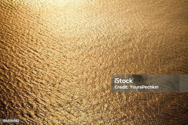 Water Wasseroberfläche Stockfoto und mehr Bilder von Abenddämmerung - Abenddämmerung, Abstrakt, Bildhintergrund