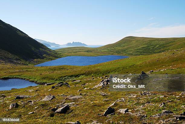 Lagos Azul No Green Hills De Soroya - Fotografias de stock e mais imagens de Ao Ar Livre - Ao Ar Livre, Azul, Cor verde