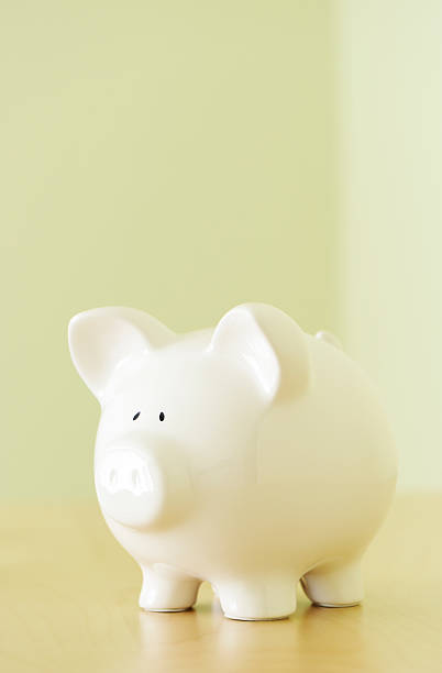istock Piggy bank 184837438