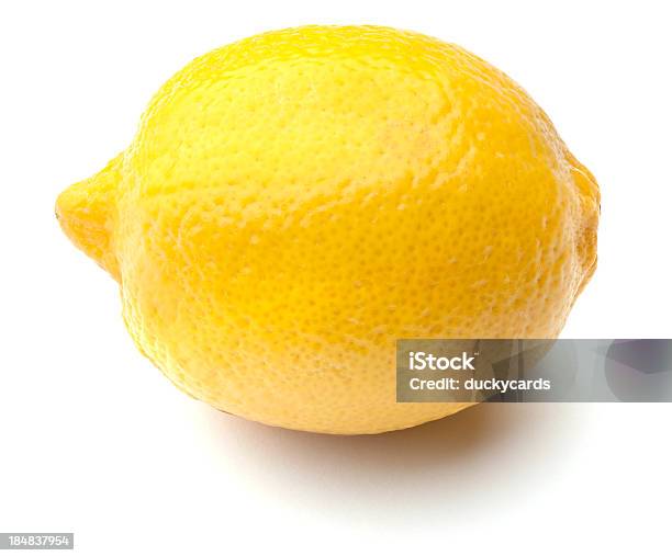 Conjunto Fresca De Limão Isolado Em Fundo Branco - Fotografias de stock e mais imagens de Limão - Limão, Figura para recortar, Amarelo