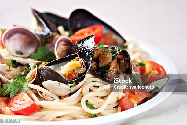 シーフードスパゲッティ - ムール貝のストックフォトや画像を多数ご用意 - ムール貝, タレ, パスタ