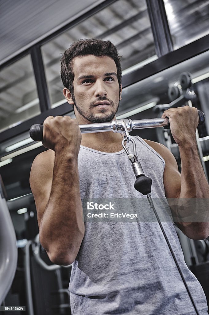 Attraktive männliche Gewichtheben - Lizenzfrei Aktiver Lebensstil Stock-Foto