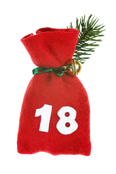 красный мешок для рождественский календарь - advent calendar christmas christmas present sack стоковые фото и изображения