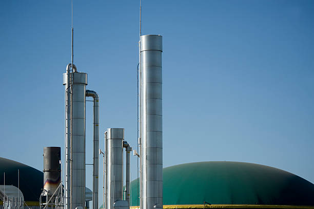 energiewende, bioenergie, biogas fahren, energie, deutschland. - biomasse erneuerbarkeit fotos stock-fotos und bilder