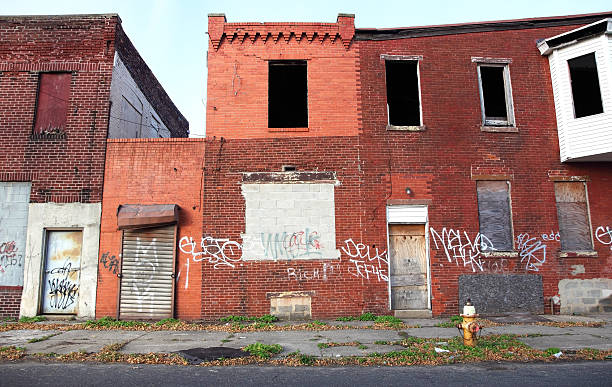istock Poor Inner City Neighborhood 184846886