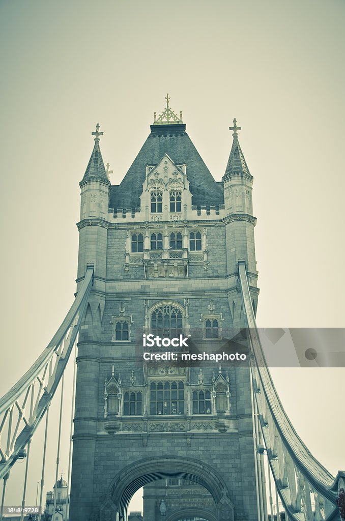 Tower Bridge - Foto de stock de Alto - Descrição Geral royalty-free