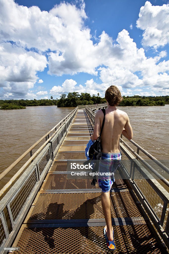 "nas Cataratas do Iguaçu" - Foto de stock de 20 Anos royalty-free