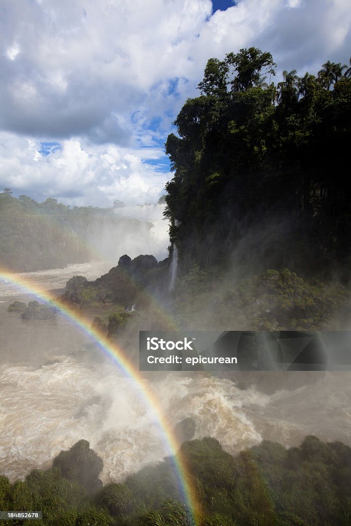 イグアスの滝と二重の虹 - しぶきのロイヤリティフリーストックフォト