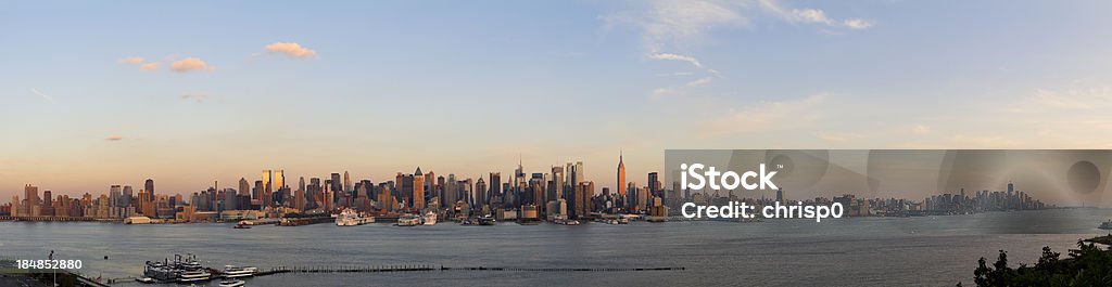 Panoramablick auf Manhattan bei Sonnenuntergang - Lizenzfrei Bundesstaat New York Stock-Foto