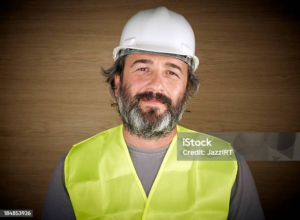 建設労働者ハード帽子ホワイト - 人の顔のストックフォトや画像を多数ご用意 - 人の顔, ヘルメット, ヘルメット類