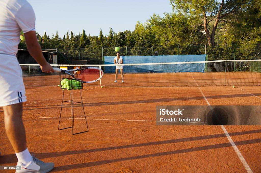 Lección de tenis - Foto de stock de Aire libre libre de derechos