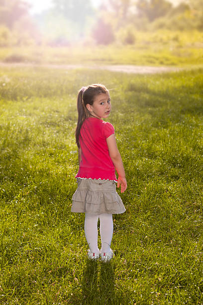 istock Little girl outdoor 184856954