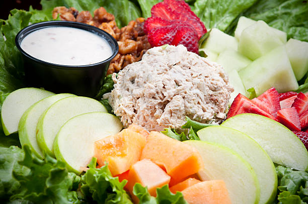 insalata di pollo - chicken salad chicken salad apple foto e immagini stock