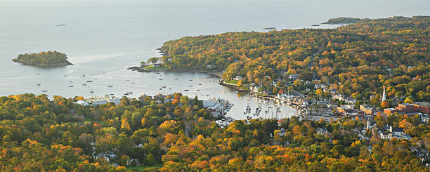 camden-maine - town maine american culture camden maine stock-fotos und bilder