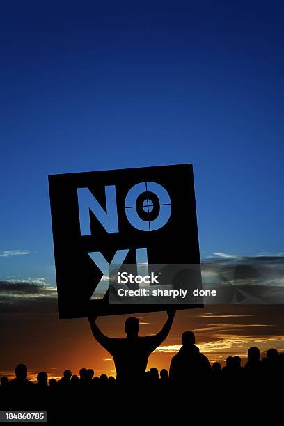 Xxxl Keystone Pipeline Protestors - Fotografie stock e altre immagini di Oleodotto Keystone XL - Oleodotto Keystone XL, Abbracciare gli alberi, Adulto