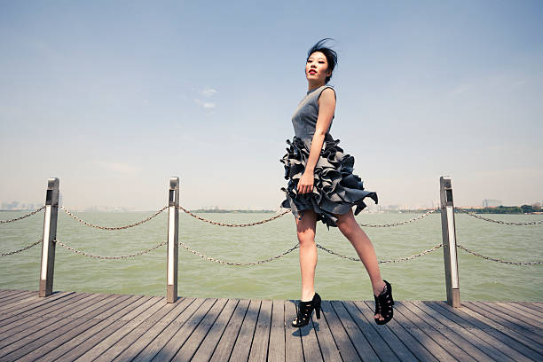 Fashion woman posing outdoors.