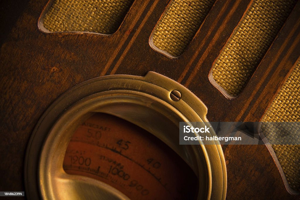 Vintage Radio 1930 s Wood - Foto stock royalty-free di 1930-1939