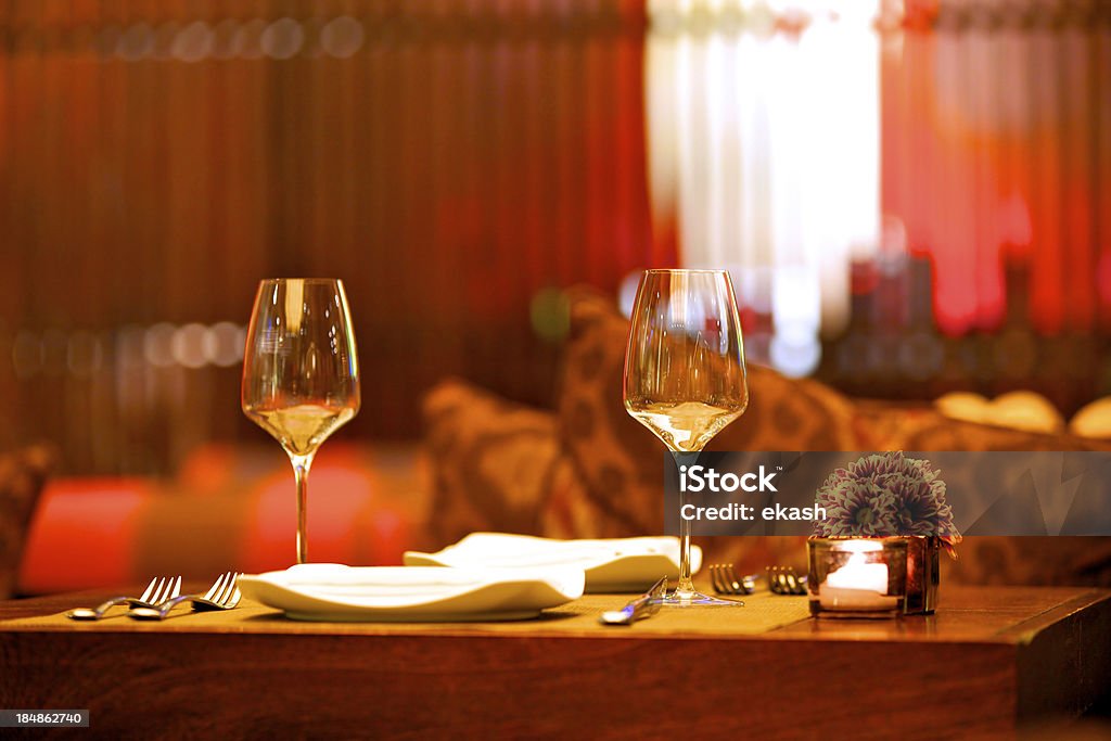 Cena per due - Foto stock royalty-free di Bicchiere da vino