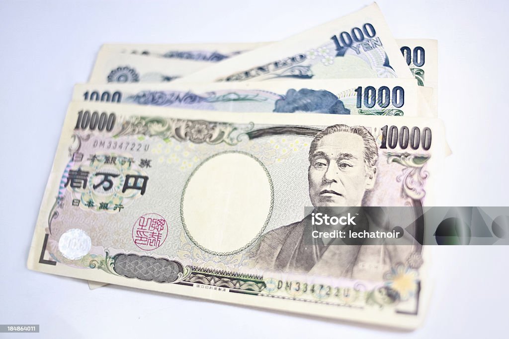ธนบัตรเยนญี่ปุ่น ภาพสต็อก - ดาวน์โหลดรูปภาพตอนนี้ - กระดาษ - วัสดุ,  การถ่ายภาพ - ภาพ, การถ่ายภาพมาโคร - Istock