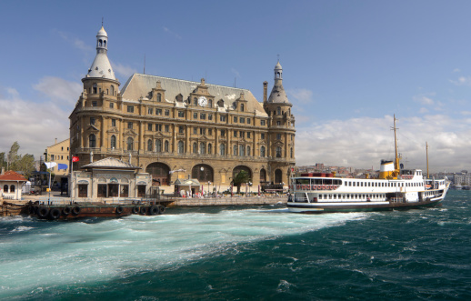 Estambul, Turquía, Haydarpasa y un Terminal de ferry photo