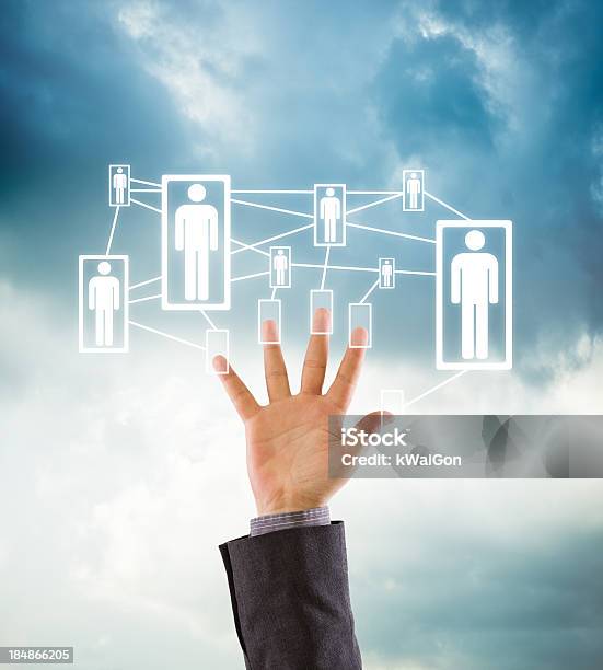 El Equipo De Negocios Y De Red Social Foto de stock y más banco de imágenes de Amistad - Amistad, Biometría, Botón pulsador