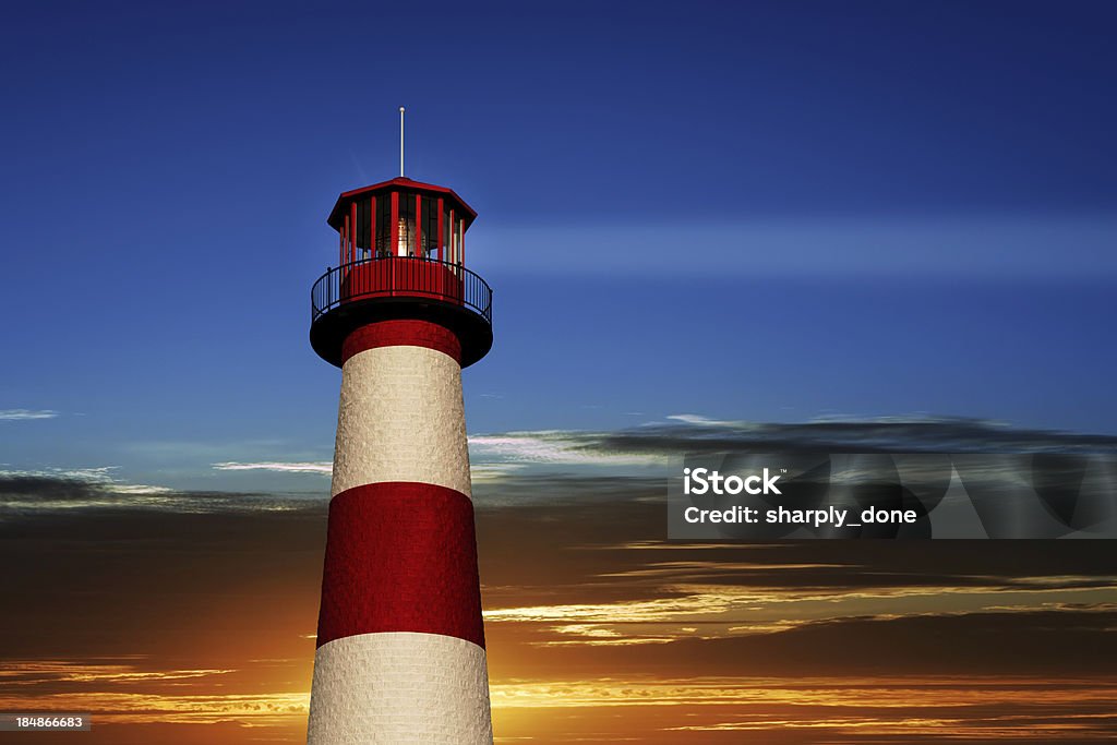 XXL lighthouse primer plano - Foto de stock de Faro - Estructura de edificio libre de derechos