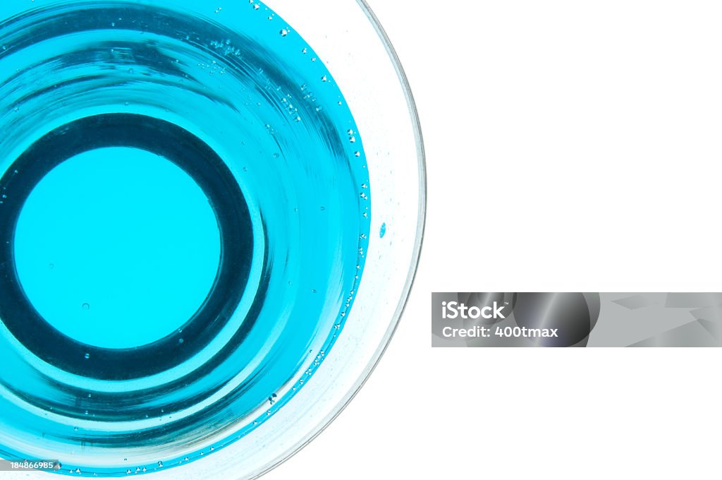 Blau Cocktail mit 2 Oliven - Lizenzfrei Alkoholisches Getränk Stock-Foto