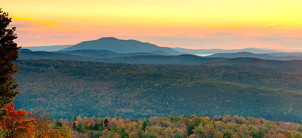 istock Autumn Mountain Sunrise 184872554