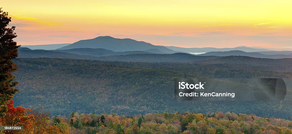 Outono Montanha nascer do sol - Royalty-free Vermont Foto de stock