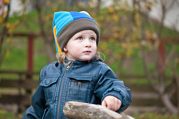 istock Little boy outdoor 184874097