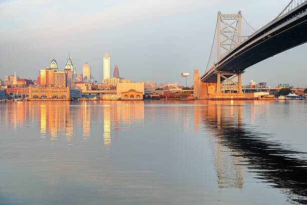 istock Philadelphia Skyline at Dawn 184874826