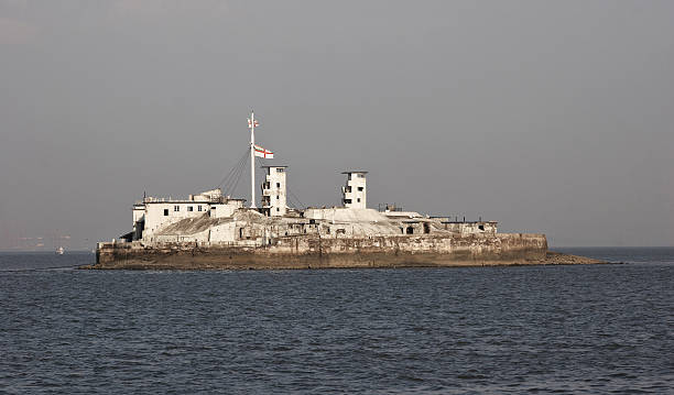 istock Island fortress in Mumbai Harbour 184877523