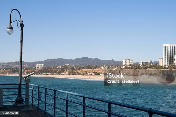 Santa Monica Beach Foto de stock y más banco de imágenes de Aire libre - Aire libre, Arena, California del Sur