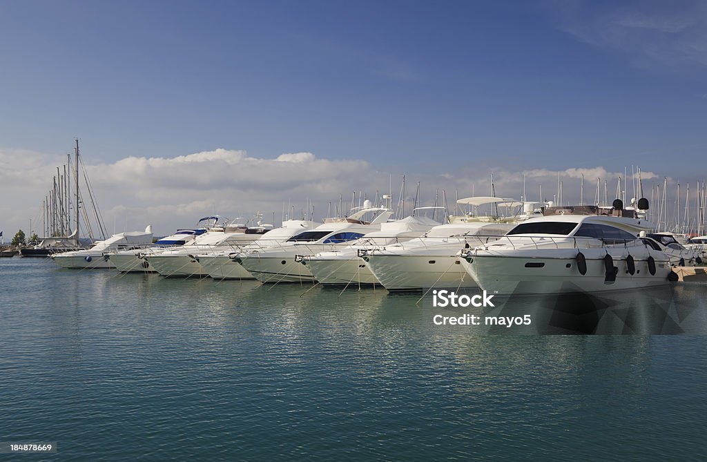 Marina - Foto de stock de Amarrado libre de derechos